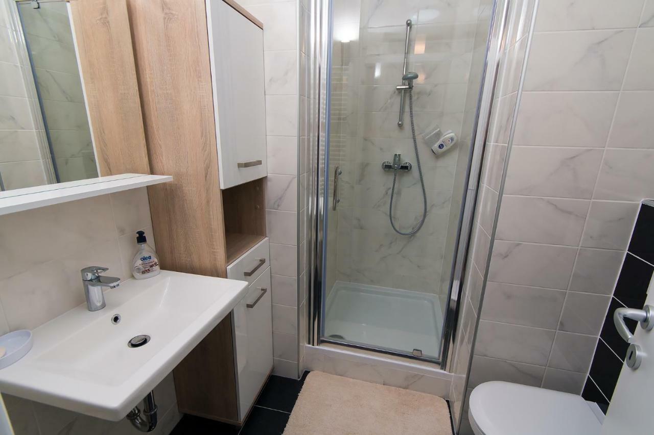 Ferienwohnung Studio Apartman Bella Zagreb Exterior foto